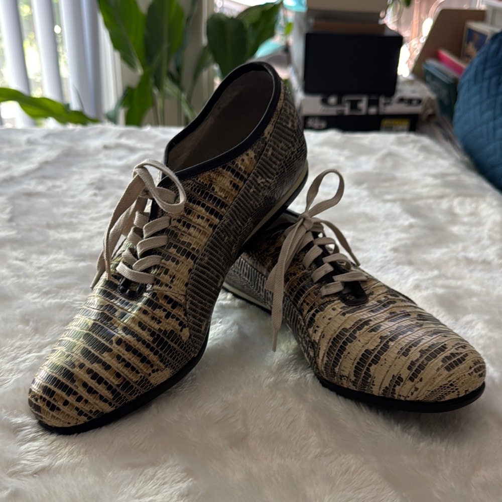 Alexander McQueen Beige and Black Snake-Print Lace-Up Shoes
